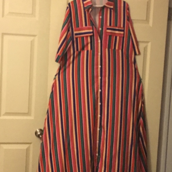 Selling six dresses and a jumpsuits for $25. Each. - Picture 7 of 7